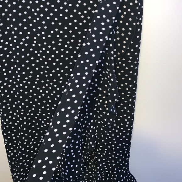 Wrap Style Skirt - Picture 3 of 7